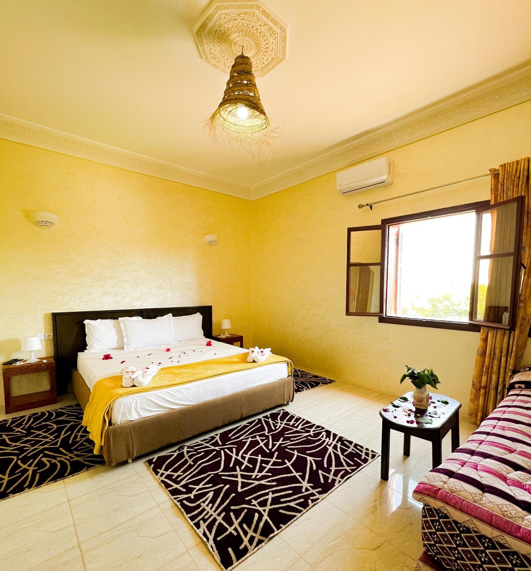 Guest House Qodwa Sidi Abdallah Ghiat Eksteriør bilde
